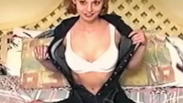 Vintage babe masturbates before cocksucking