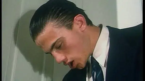 Italian vintage porn: anal sex in black stockings