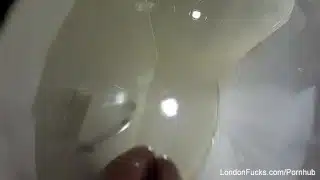 London Keyes hangs out in her hotel room and showers