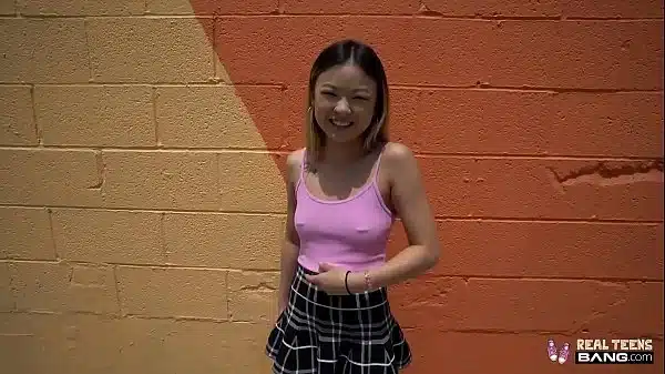 Real Teens – Sexy Petite Asian Gets Big White Dick